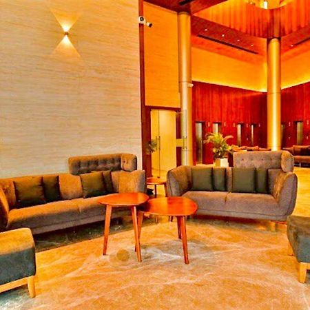 Weekend Address Managed By Stay Cation Surat Dış mekan fotoğraf